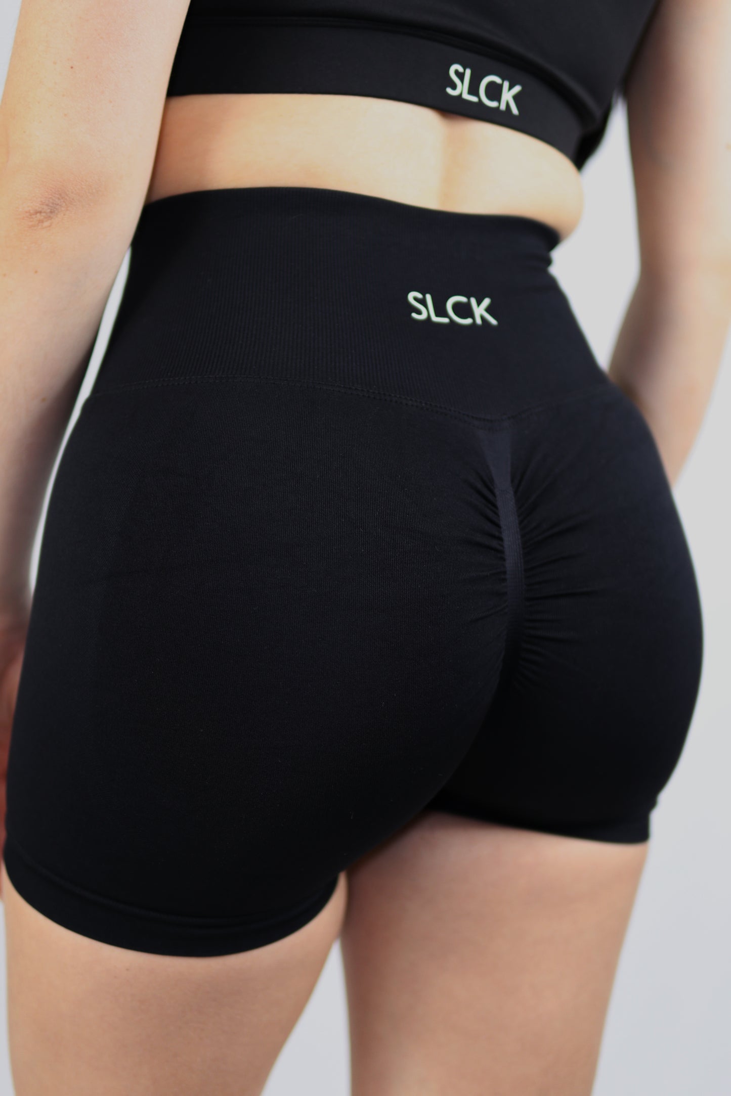 Scrunch butt shorts